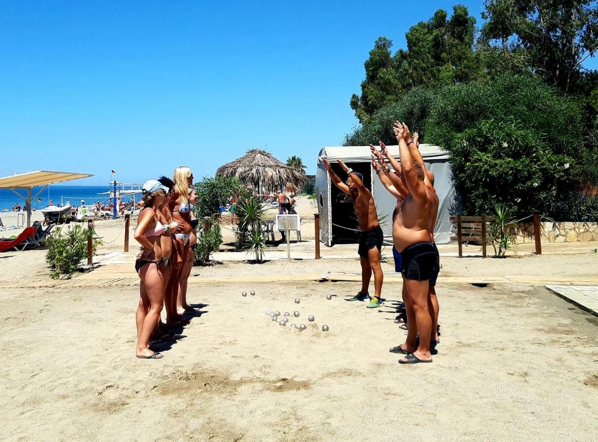 Club Turtas Beach Konaklı Extérieur photo