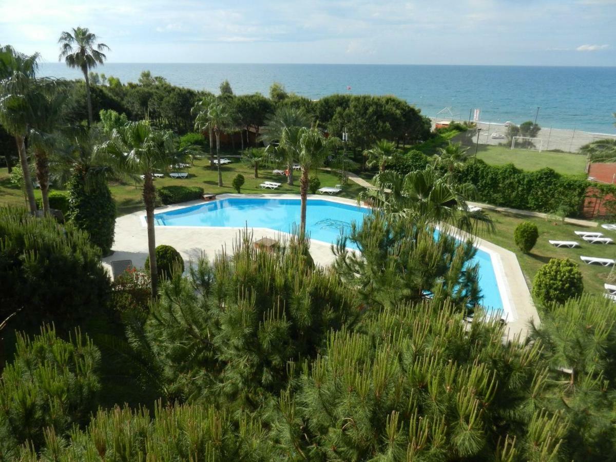 Club Turtas Beach Konaklı Extérieur photo