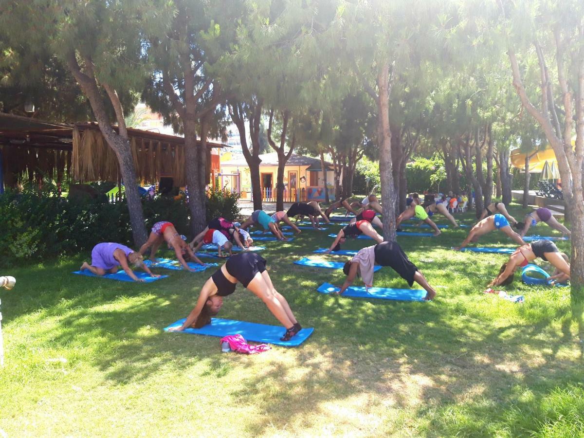 Club Turtas Beach Konaklı Extérieur photo